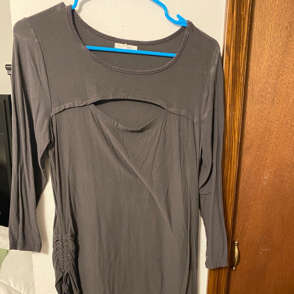 Women's Gray Long Sleeve Keyhole Top